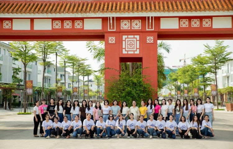 Phụ nữ là để yêu thương